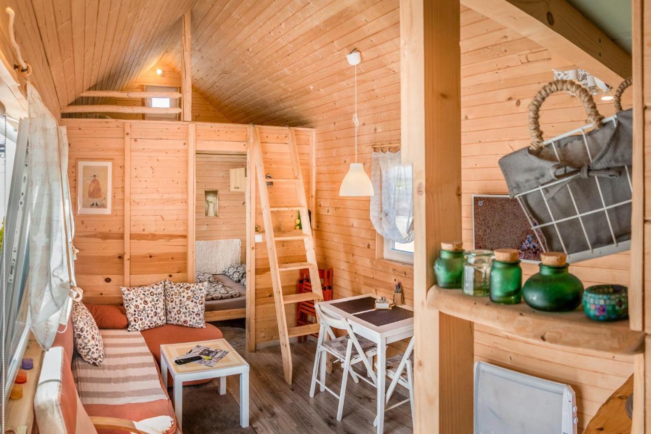 Tiny House Lavender Villa Podturen Екстериор снимка